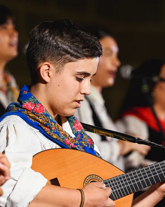 Bruno Timón tocando con Los Saltagavias