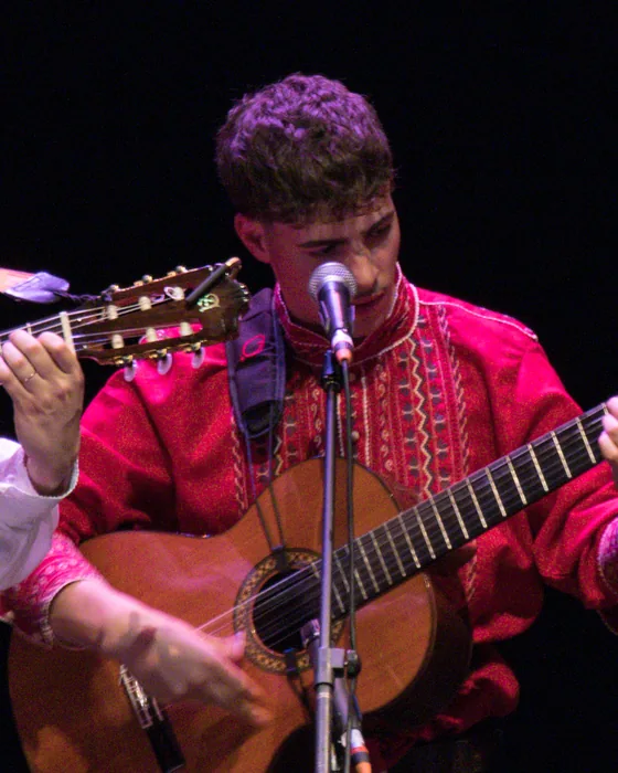 Jaime Jiménez tocando con Los Saltagavias